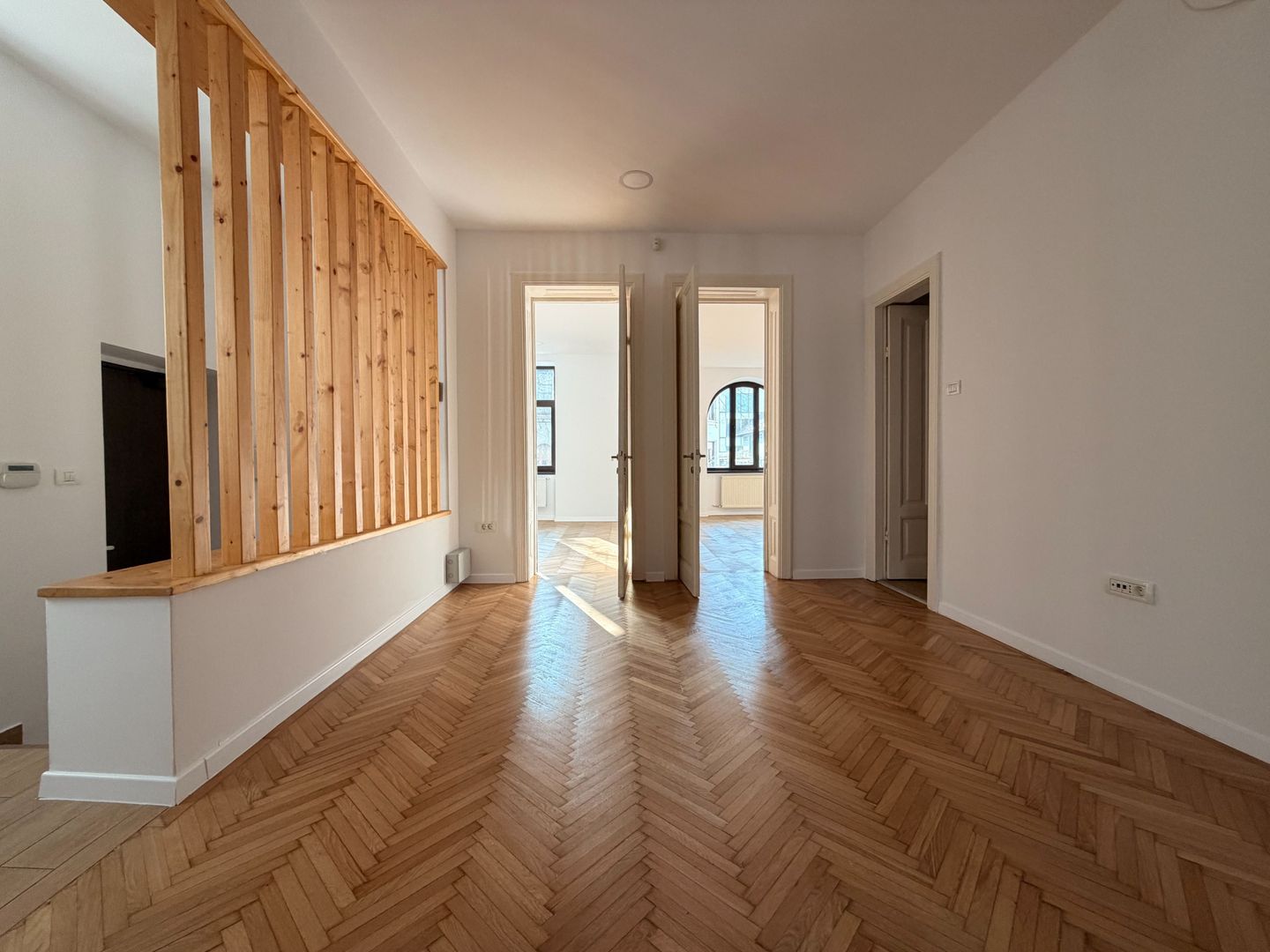 CLADIRE BIROURI | CAPITALE | OPORTUNITATE - Poză 4