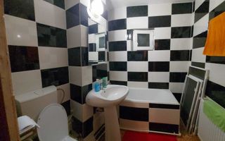 Apartament 3 camere de vânzare – Micro 21 | Etaj 2/4 | Centrală Ariston | Izolat - Poză 4