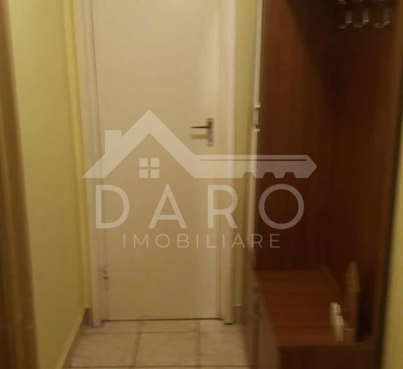 Apartament 2 camere decomandat - Poză 4