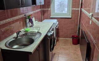 Apartament 2 camere decomandat, mobilat, lângă metrou Râul Doamnei - Poză 1