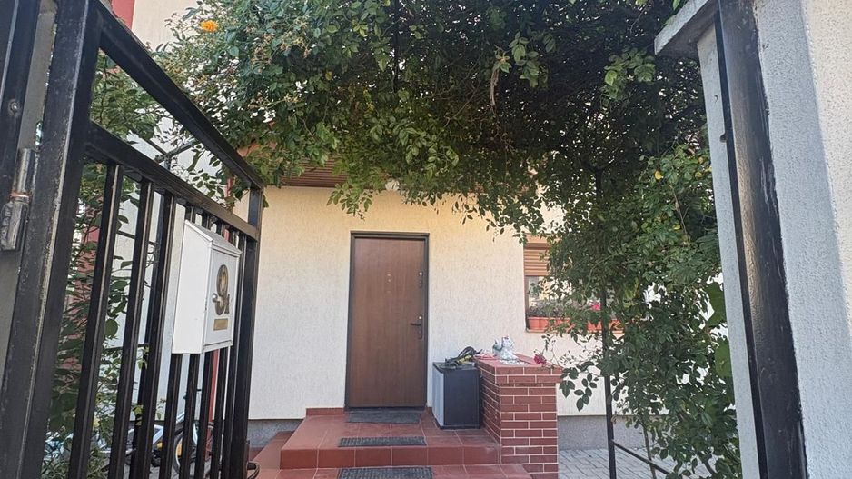 CASĂ INDIVIDUALĂ P+1 | 3 DORMITOARE | 500 MP TEREN | STR. RUBINULUI, BRAGADIRU - Poză 2