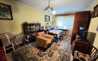 De vanzare apartament 2 camere, parter, zona Cetate - Poză 1