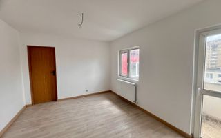 Garsoniera la mansardă/Ostroveni/26.000 € - Poză 1