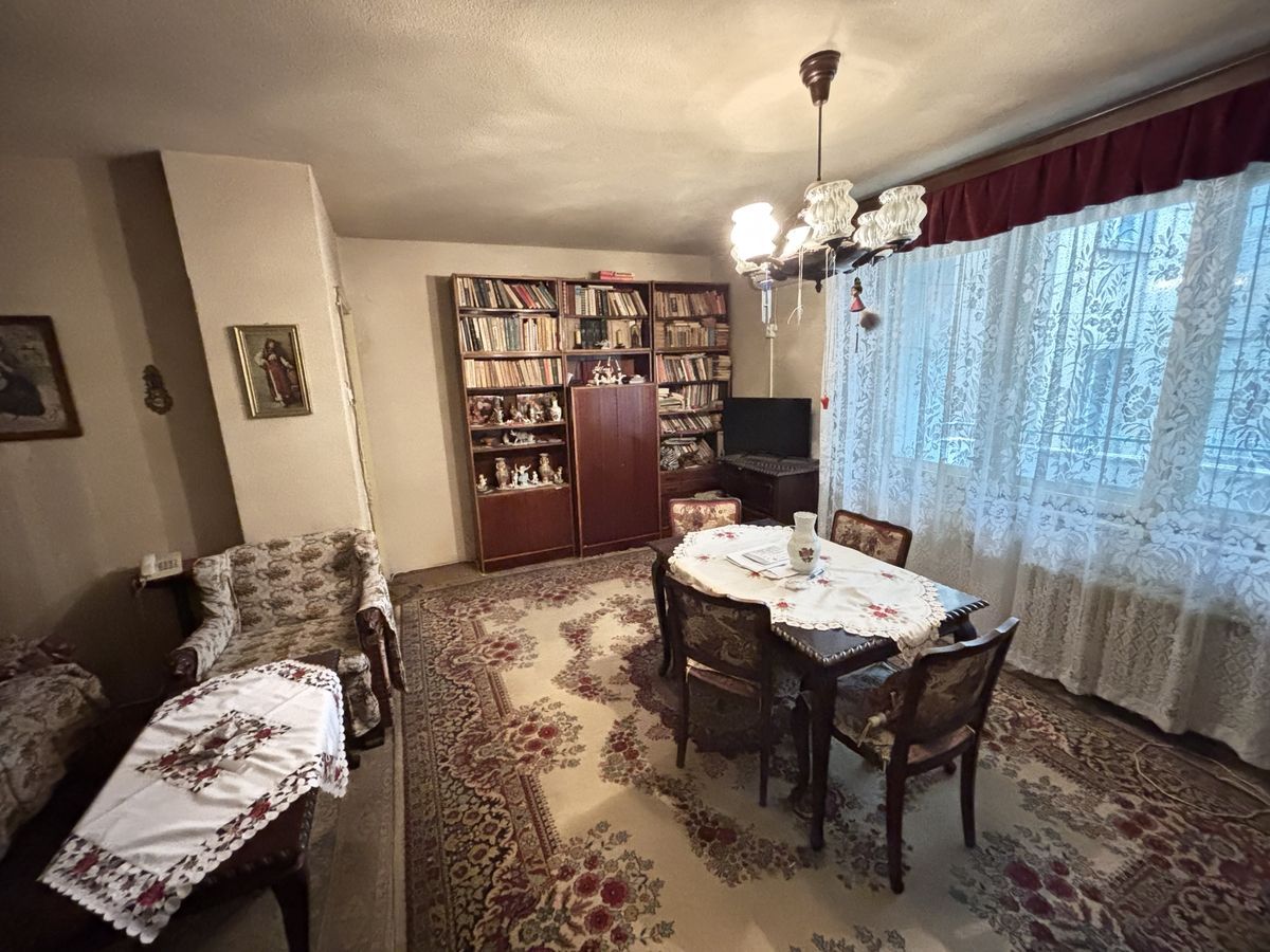 De Vanzare Apartament 2 Camere, Piata Romana Metrou - Poză 1