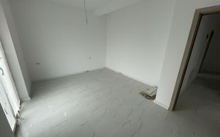 Casa finalizata cu 3 dormitoare . Teren generos cu 2 fronturi - Poză 14