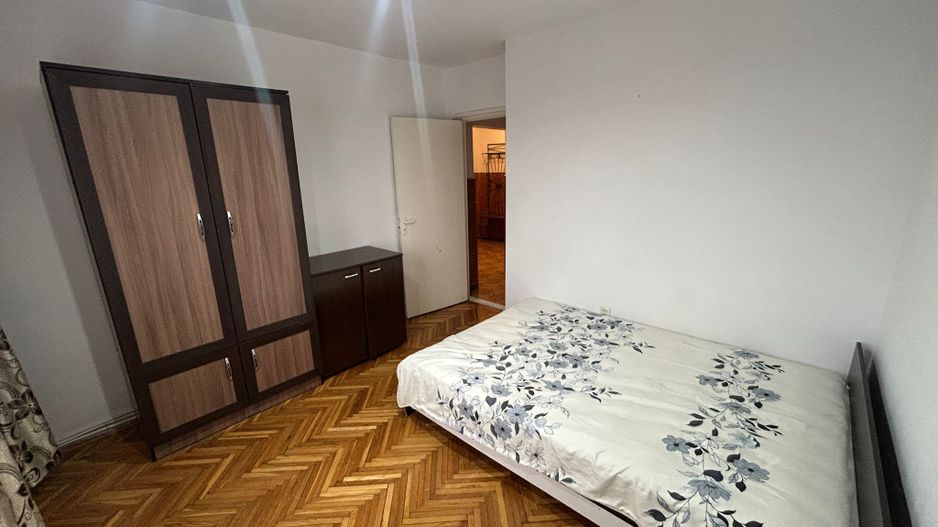 Apartament 2 camere, etaj 3 - zona Cetate - Poză 2
