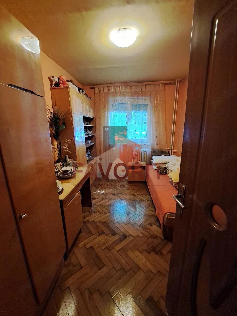 3 camere | mobilat si utilat | zona excelenta | - Poză 5