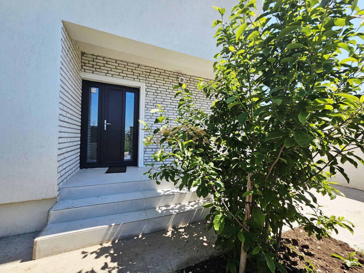Casa individuala 4 camere | curte amenajata | comuna Berceni - Poză 5