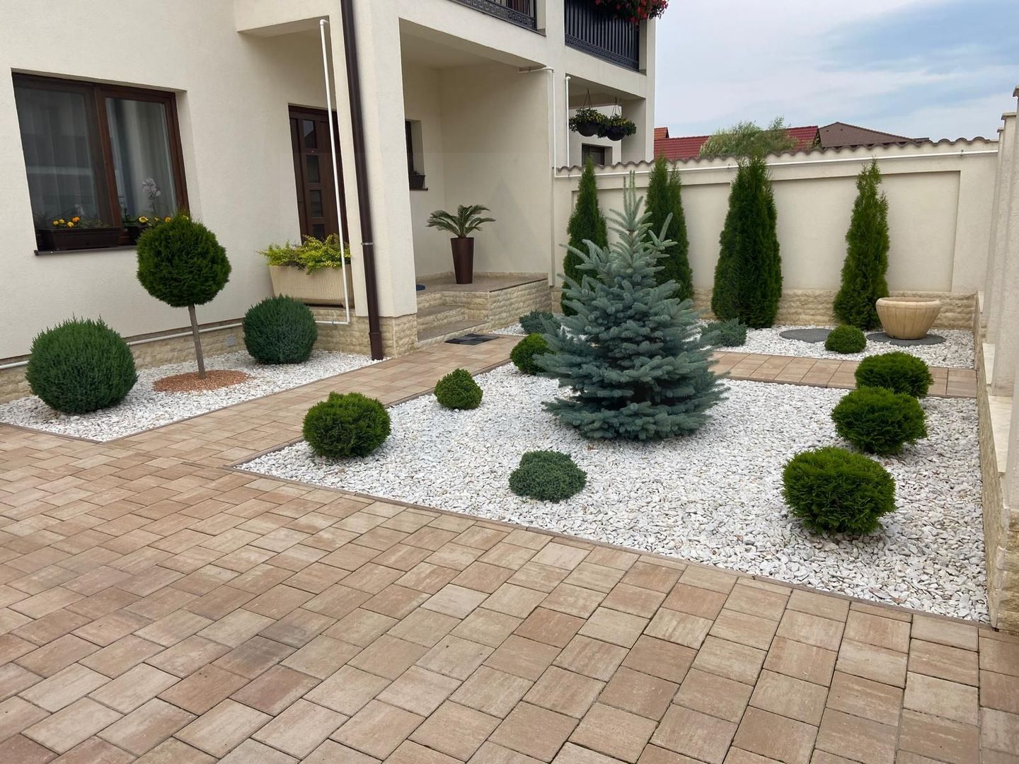 Casa cosntructie premium 4 camere 2 bai terasa 21 mp si teren 250 mp - Poză 1