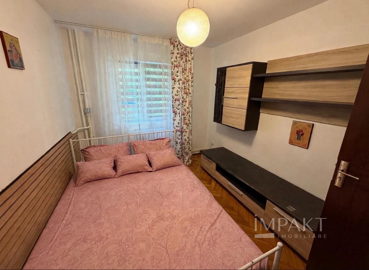 Apartament 3 camere Manasur str Padin - Poză 2