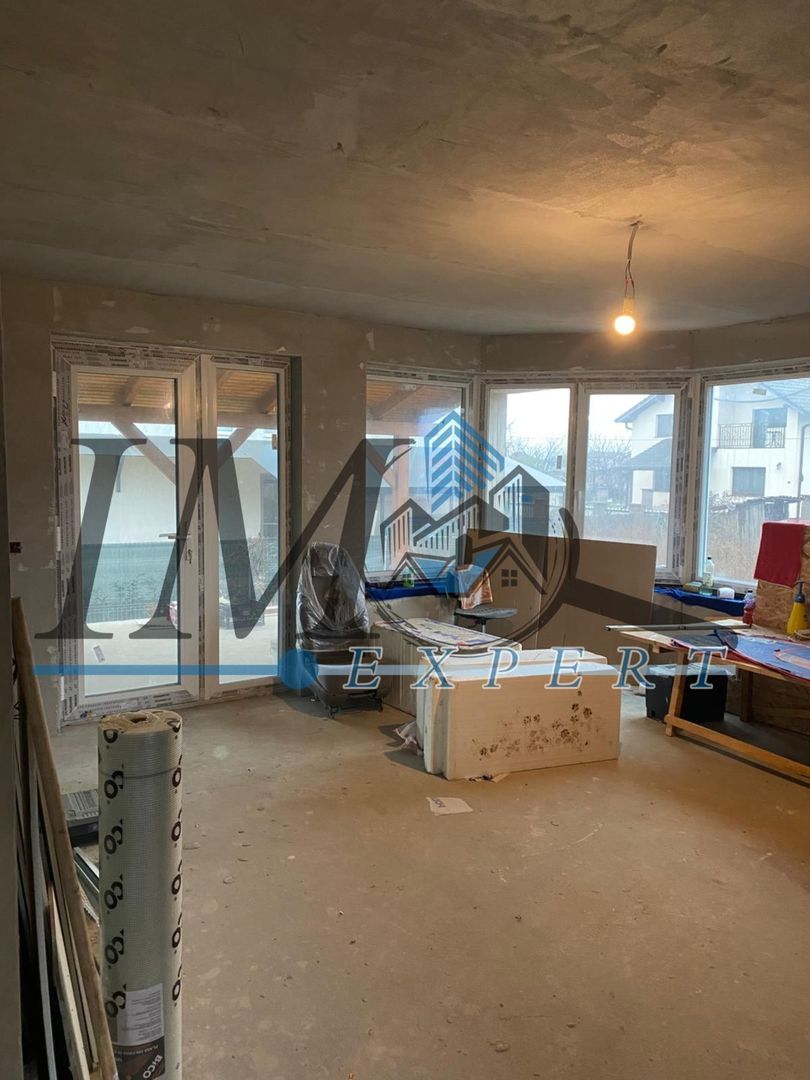 Casa de vanzare la rosu in Micesti - Poză 2