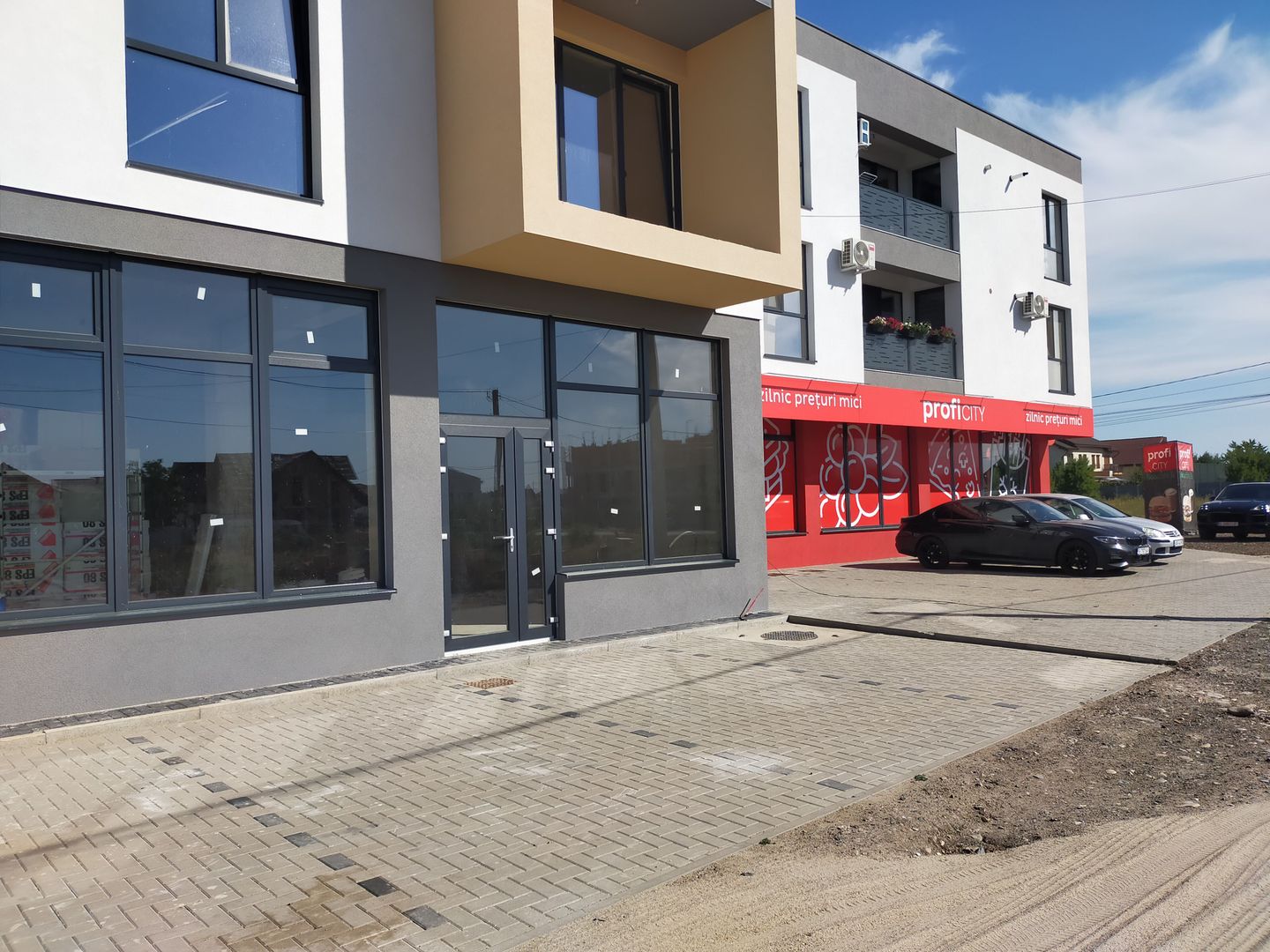 SPATIU COMERCIAL NOU IN DUMBRAVITA - Poză 14