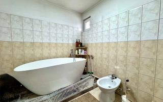 Casă individuală cochetă, cu priveliște, garaj, teren 496 mp, comision 0 - Poză 7