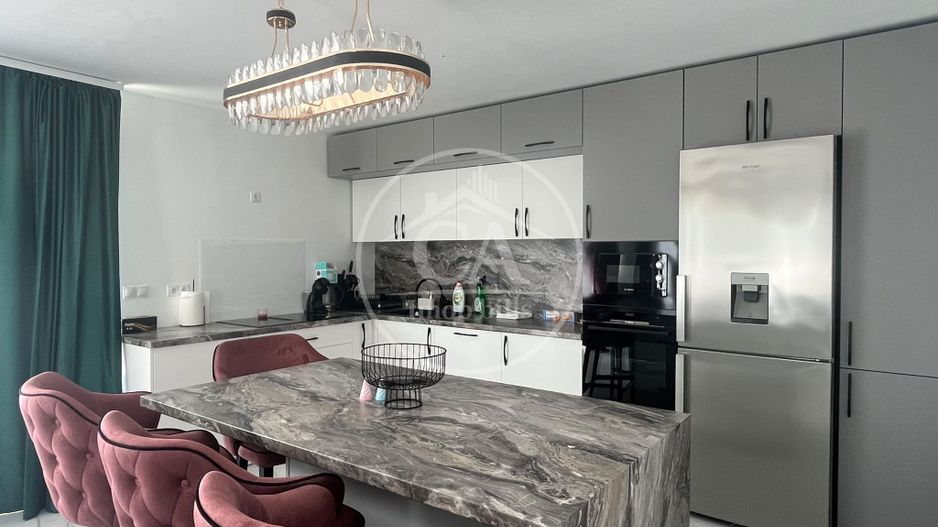 Casă de închiriat tip duplex cu 6 camere în zona Gheorghe Doja,Oradea. - Poză 9