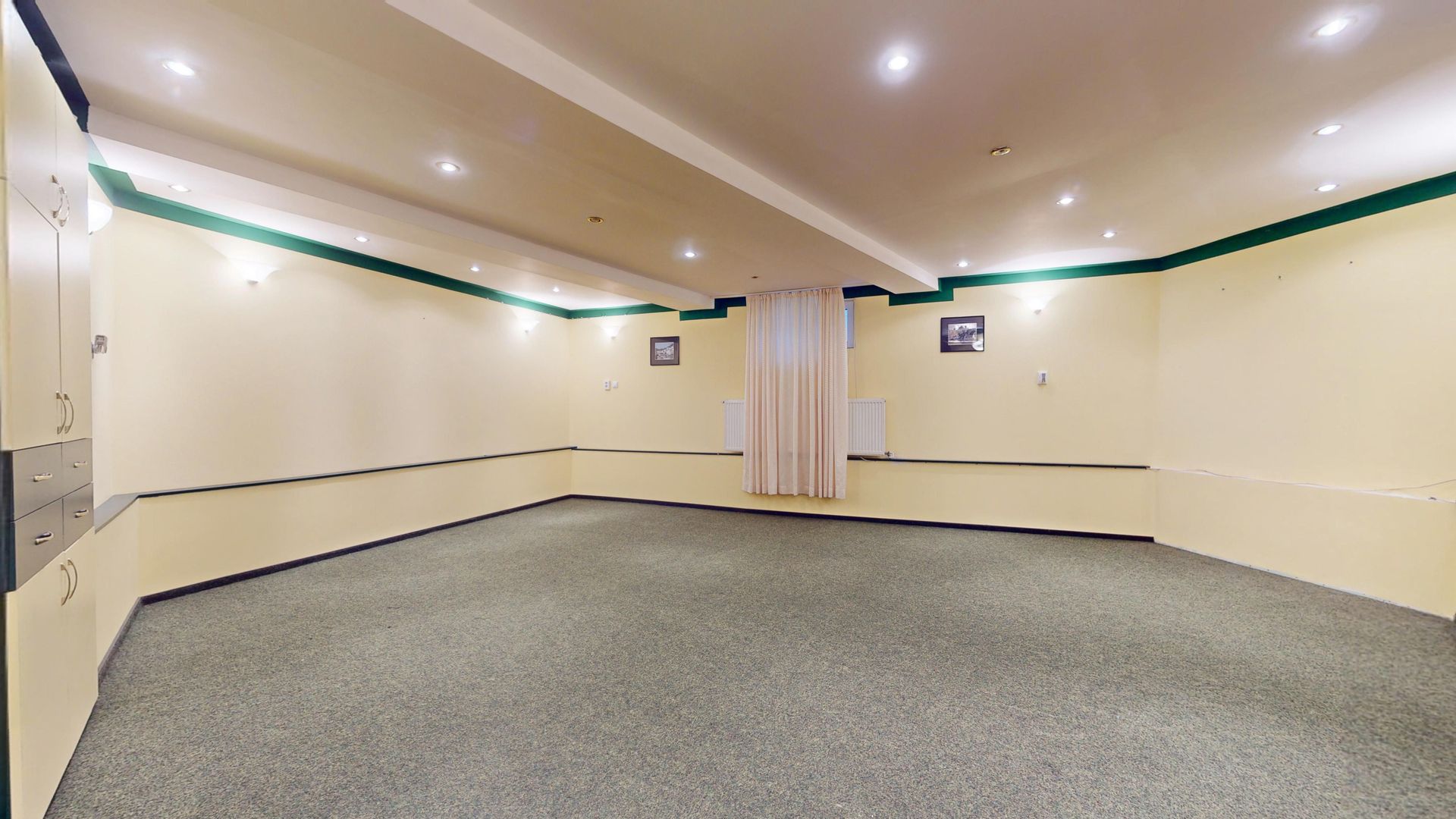 Vila cu suprafata de 360mp si teren 700mp-Racadau - Poză 14