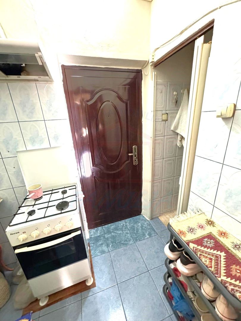 25.000 € negociabil , Garsonieră luminoasă de vânzare | Micro 40 Galaț - Poză 7