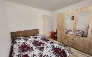 De vanzare apartament 3 camere, etaj intermediar, Cetate - Poză 5