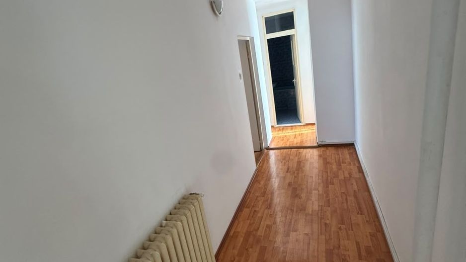 Apartament cu 4 camere de închiriat în Alba Iulia - Poză 6