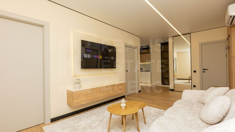 Vânzare, apartament, 2 camere, str. Ioana Radu, Buiucani - Poză 1