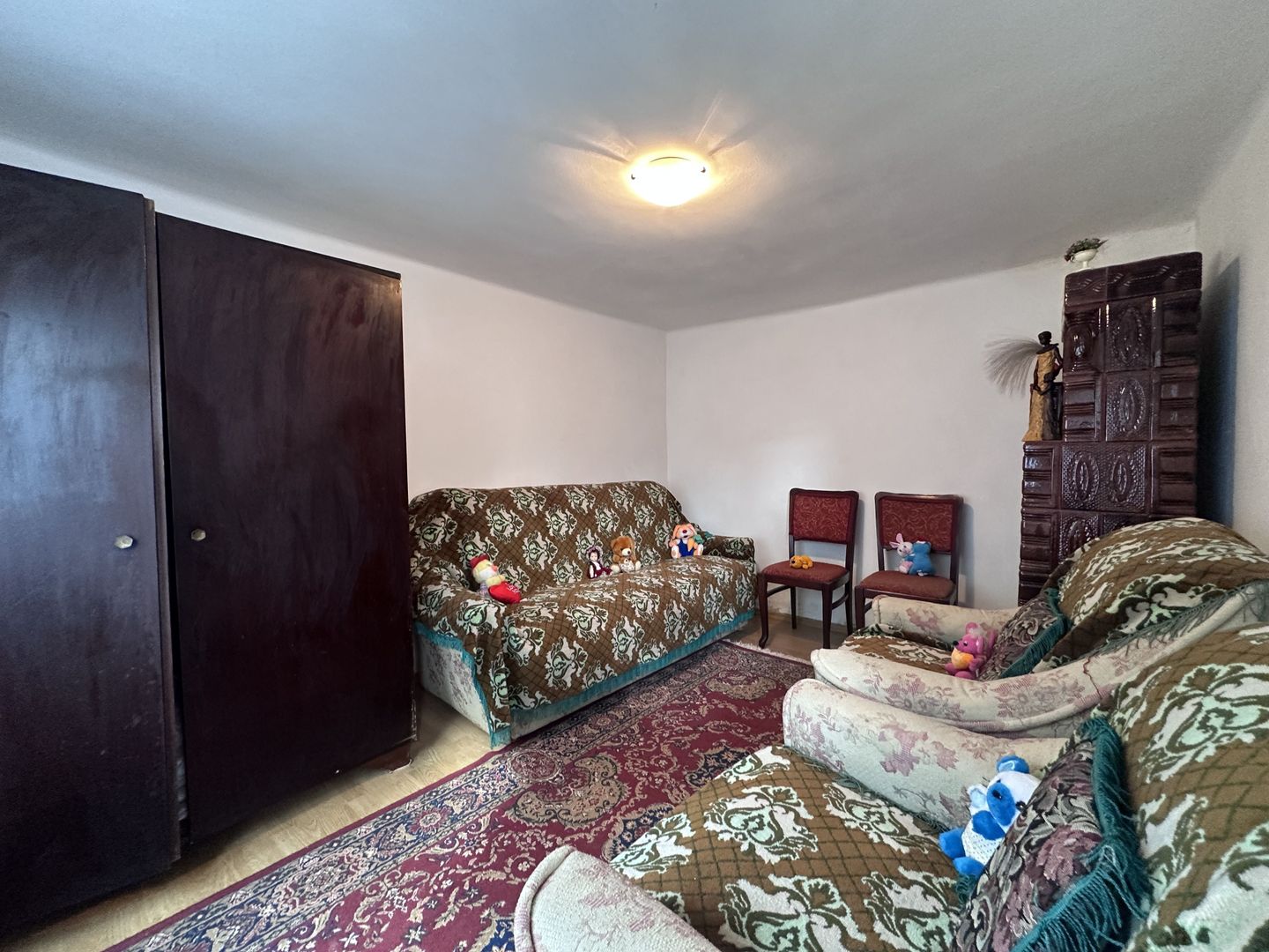 Vanzare case și anexa, teren 790 mp – ideală pentru familie -Doicesti - Poză 19