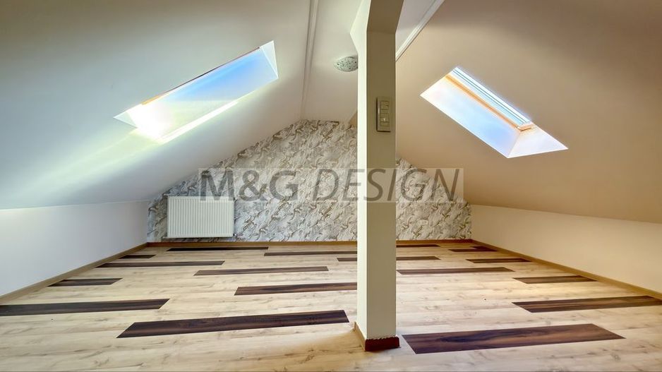 Apartament 2 camere Dambovita cu mansarda - Poză 8