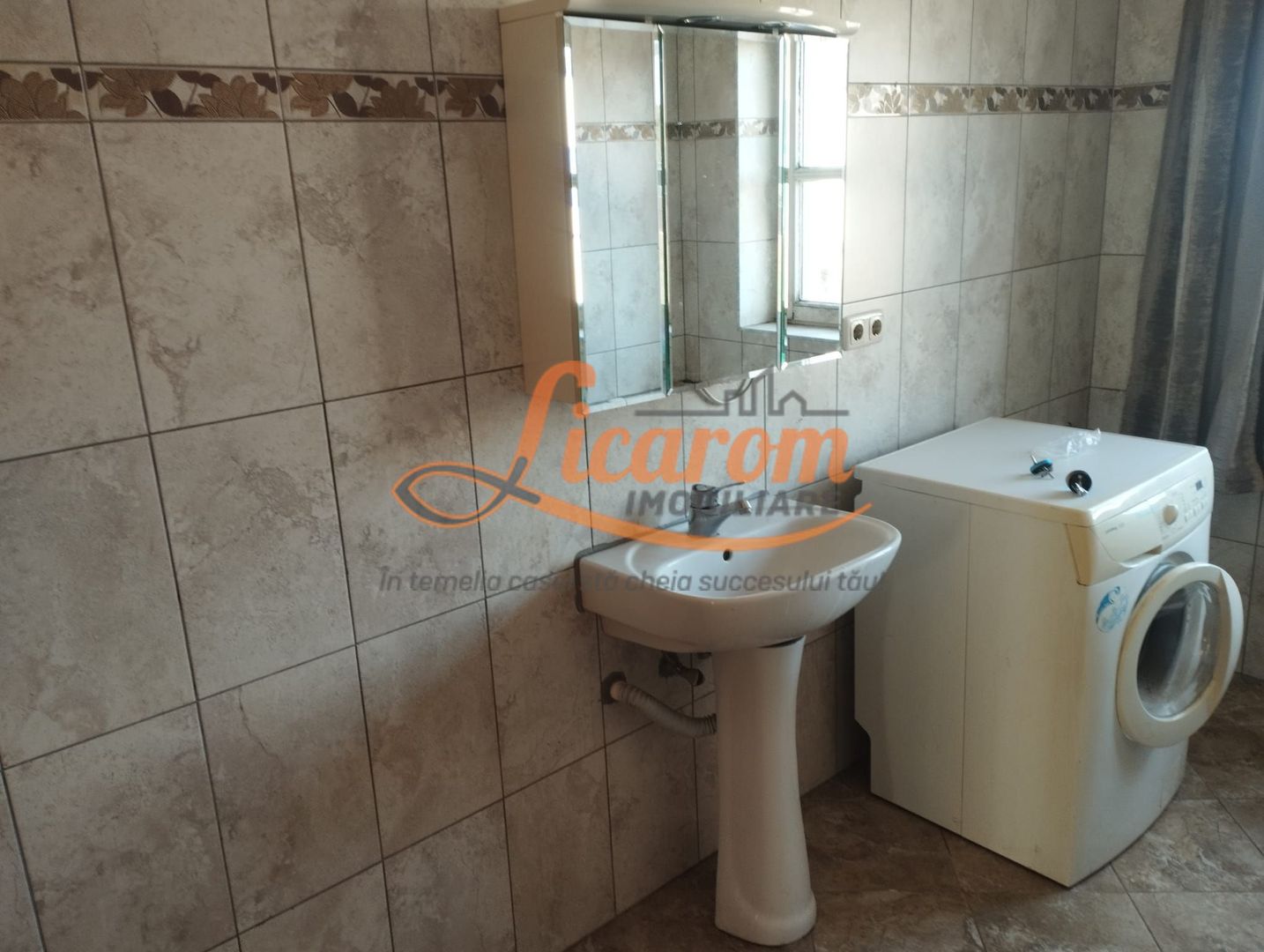 Apartament 3 camere Comuna Cristian,mobilat si utilat 430 euro. - Poză 5