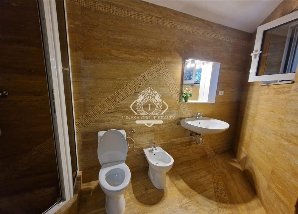 Pipera I Vila 8 camere - Poză 7