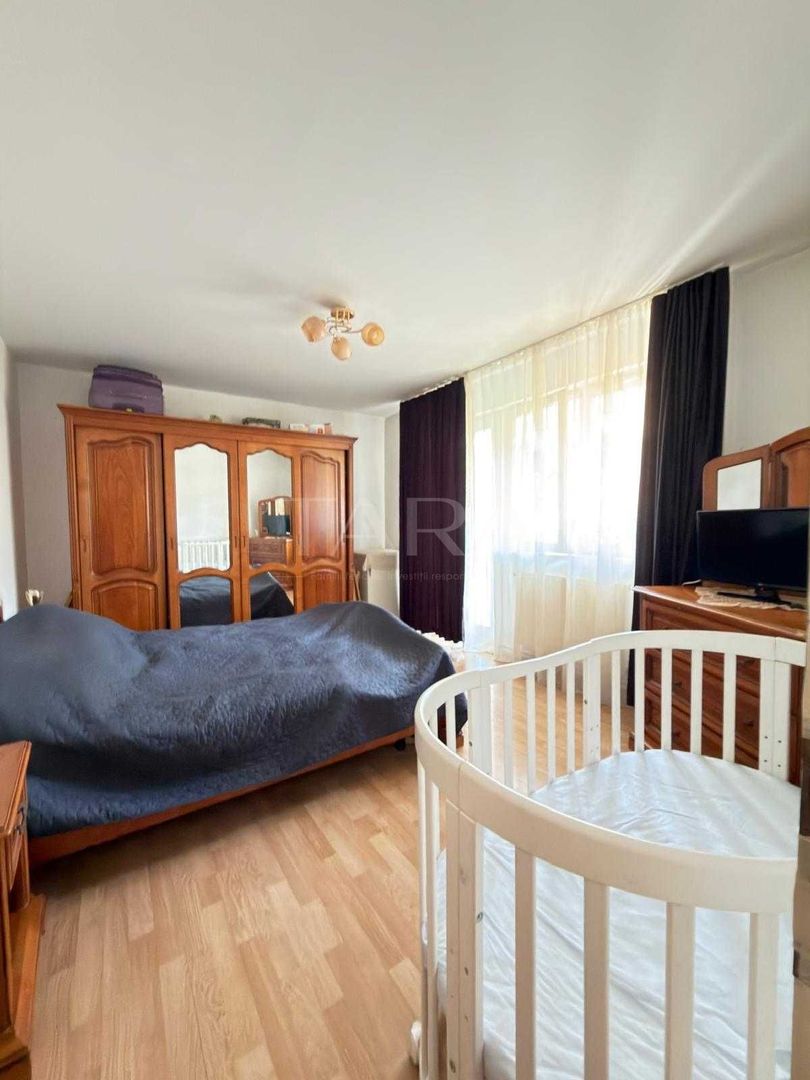 Apartament 4 camere, strada Mehedinți, Mănăștur. - Poză 2