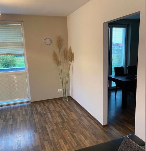 Apartament 2 camere la intrare în Dumbravita - Poză 1