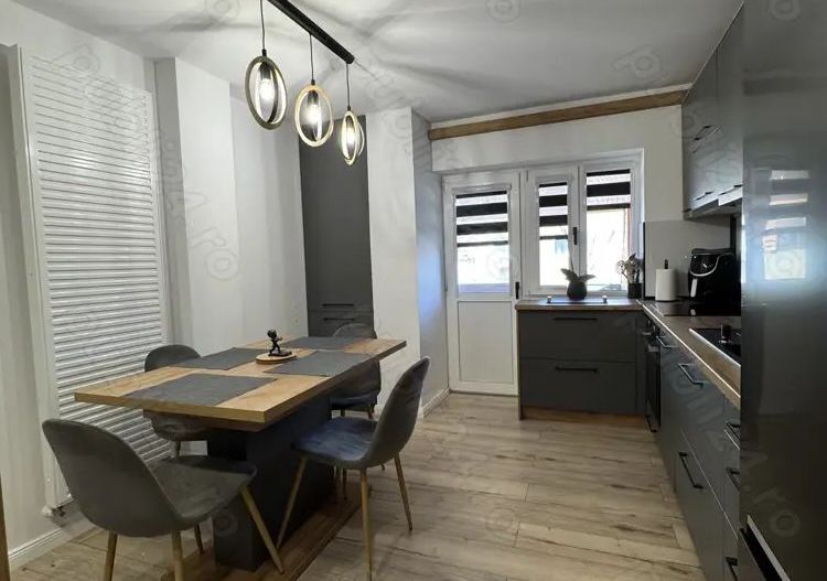 Apartament modern 3 camere central ultracentral - Poză 4