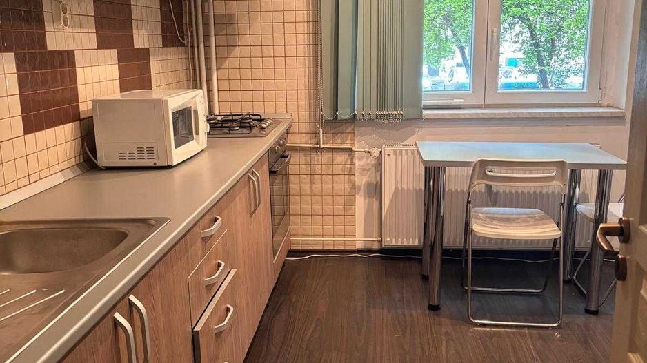 Vânzare Garsonieră Decebal - Muncii | 3 min Metrou, 36.5 mp, Bloc Mixt 1987 - Poză 1
