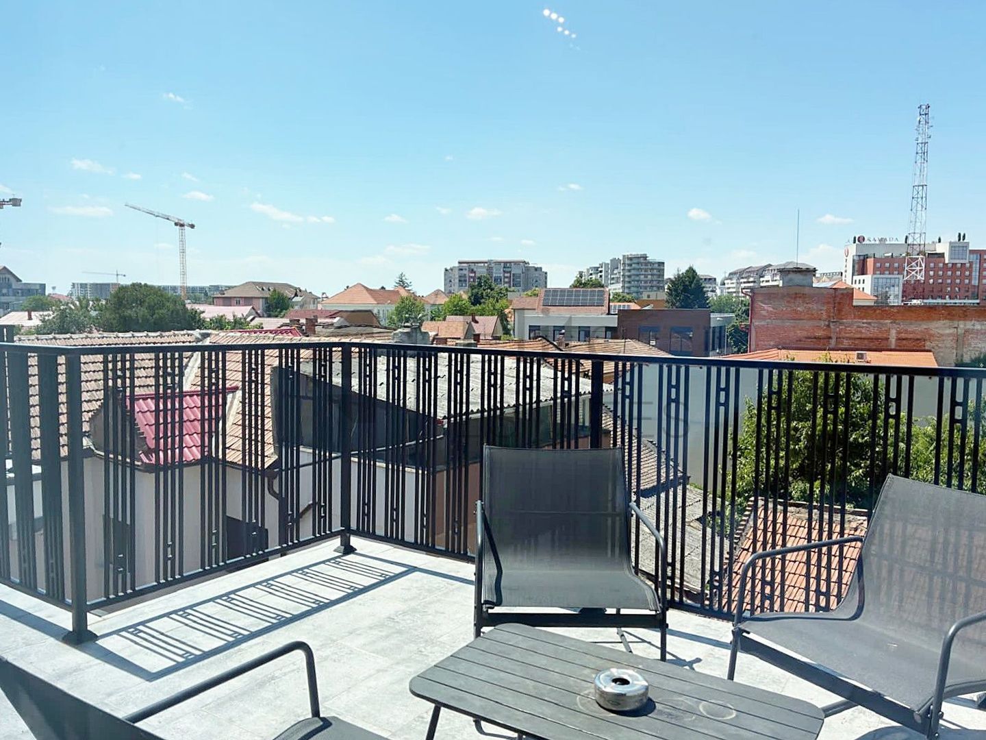 Apartament cu 2 camere bloc nou ultracentral | Terasa 15 mp - Poză 2