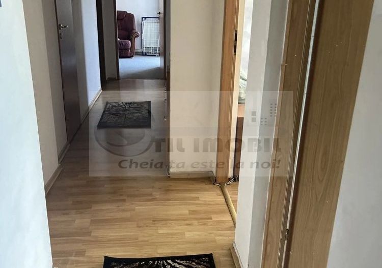 Apartament 3 Camere Podul Ros - 529 euro - Poză 4