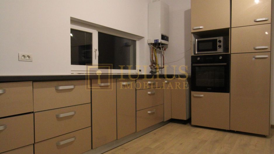 1/2 duplex spatios , spatiu verde generos, locuri de parcare-Mosnita - Poză 11