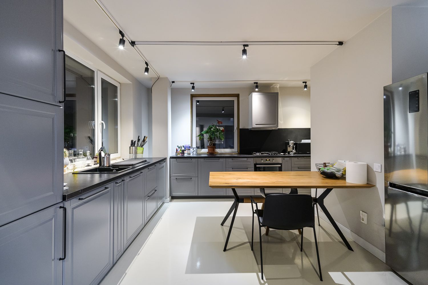 Apartament LUX 4CAM 120MP + Loc de parcare - Poză 3