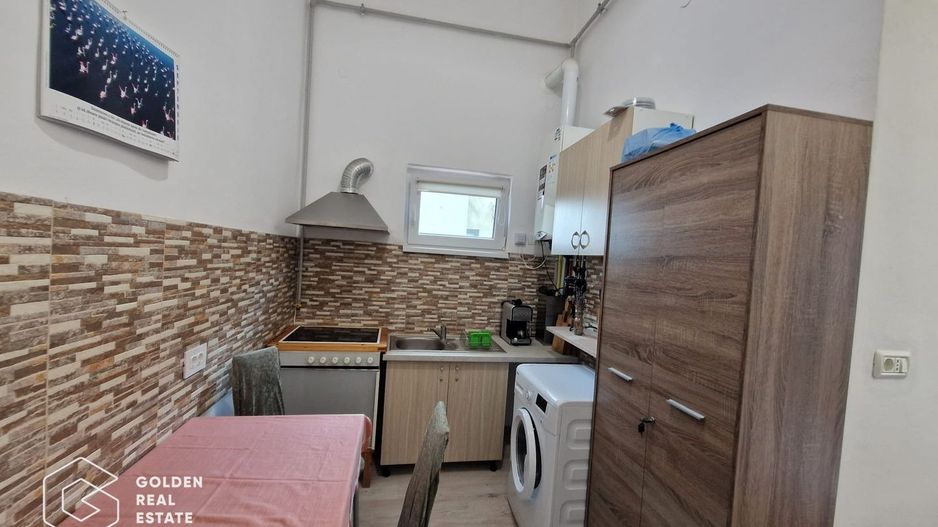 Apartament o cameră, tot confortul, zonă centrală - Poză 6