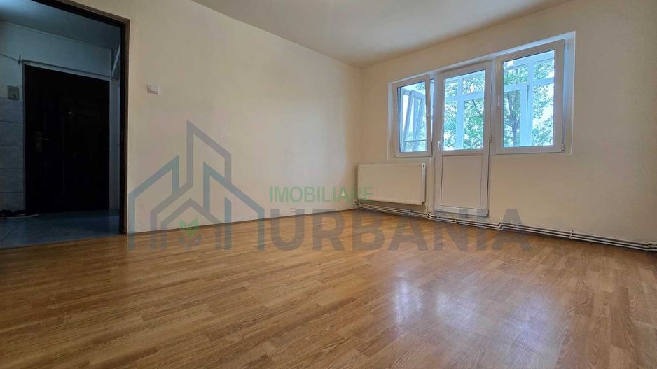 Apartament 2 camere, semidecomandat, 42 mp, etaj 2/4, zona Mircea cel Batran, Iasi - Poză 1