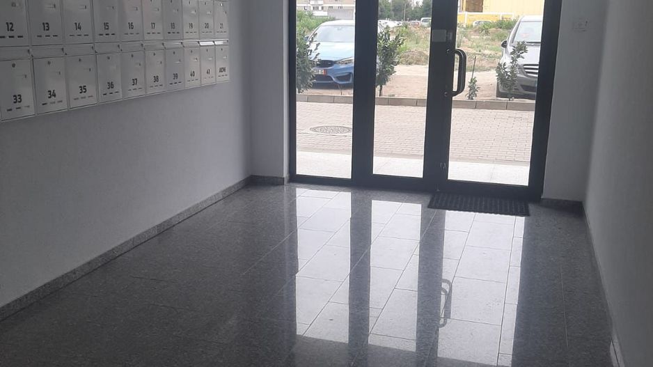 Apartament 2 camere în bloc nou, cu loc parcare - Poză 10