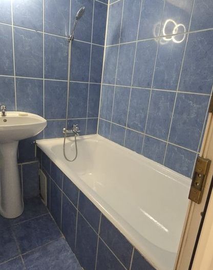 Garsonieră spațioasă 45 mp, etaj intermediar, mobilată, Basarabia - Poză 7