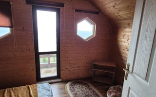 Casa de vacanta cu teren generos  Campenesti - Poză 4