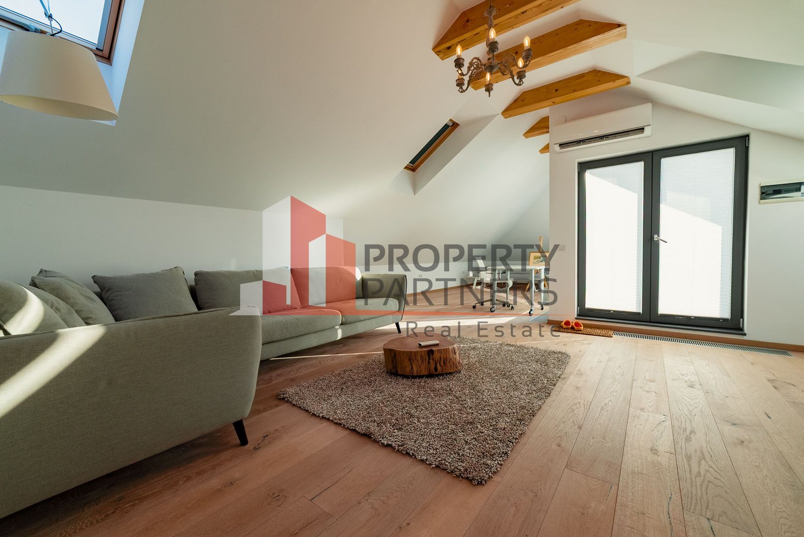 Vilă cu vedere panoramică – Central Brașov - Poză 17