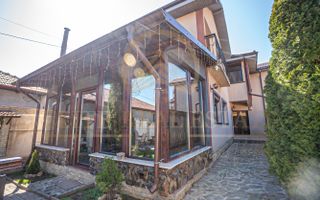 Casa De Vanzare in Palazu Mare - Teren de 455 mp cu Piscina si Garaj - Poză 4