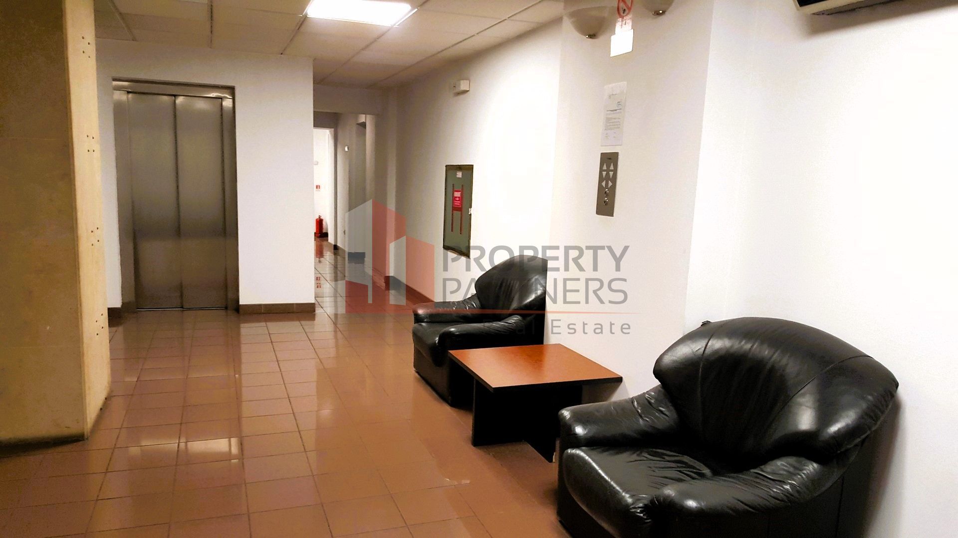 Spatiu destinat birourilor - 57 mp - Unirii - Poză 9