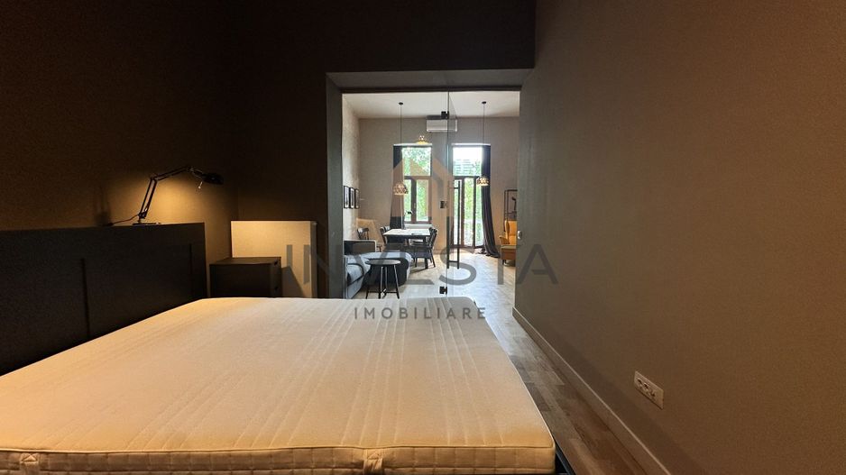Apartament elegant si modern in Centru! 110mp cu tavan de peste 4m! - Poză 11