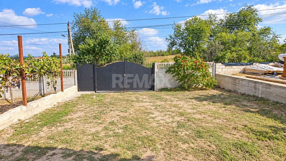 CASĂ DE VÂNZARE – 80 m² | 2 CAMERE + LIVING | 13 ARI | RUSENI ANENI NOI - Poză 6