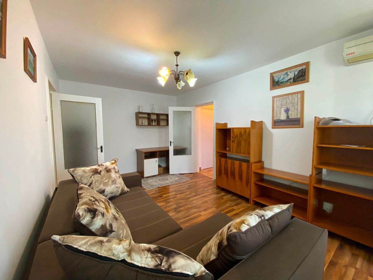Apartament 2 camere in zona Drumul Taberei la 3 minute de metrou - Poză 2