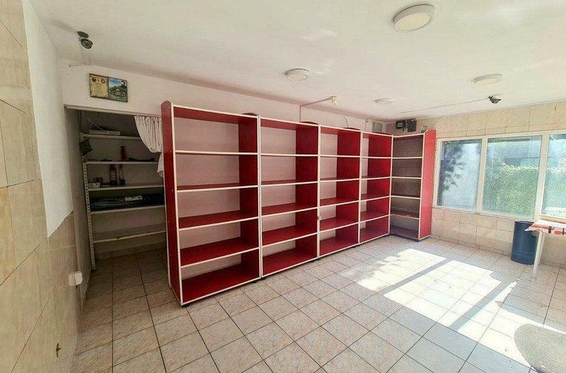 Spatiu comercial stradal - zona Micro 19, langa piata - Poză 5