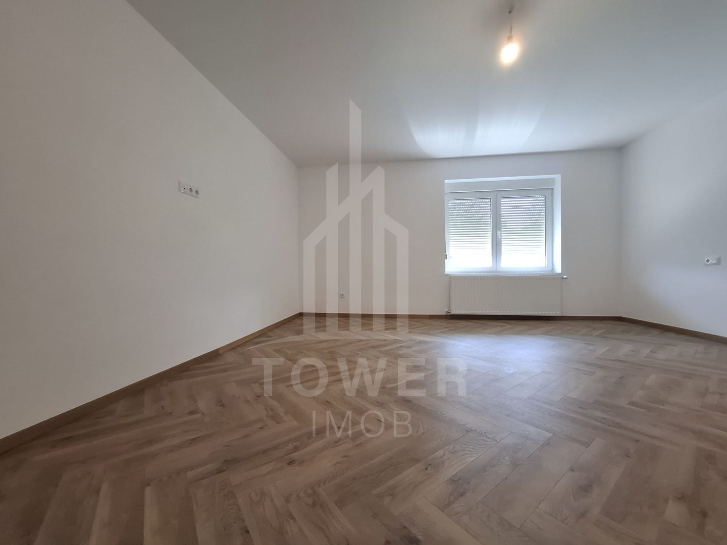 Casa renovata total- zona Calea Poplacii cu teren de 454 mp - Poză 12