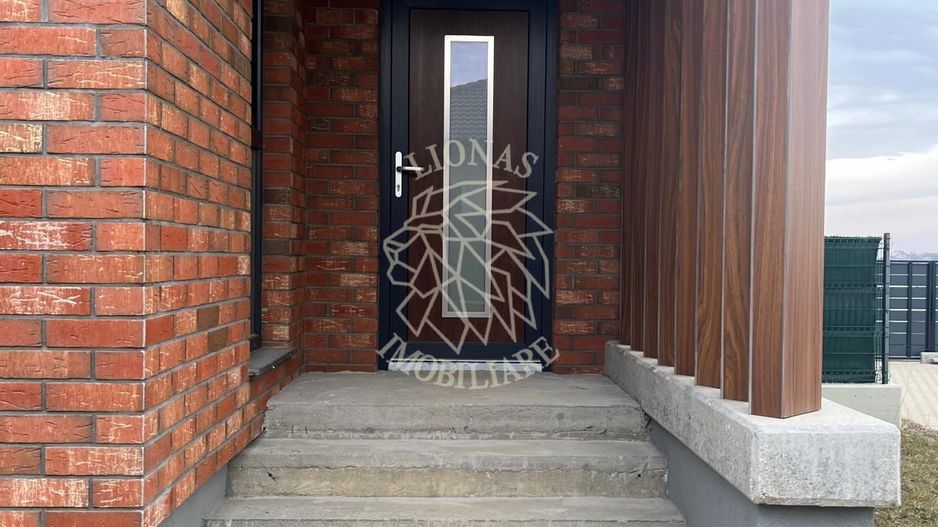 Doua case in Duplex 4 camere 183 mp-teren 295 mp-Dezmir Jud. Cluj - Poză 2