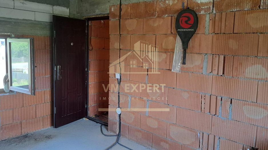 VILA 4 CAMERE, TEREN 787 MP, PISCANI, ARGES - Poză 11